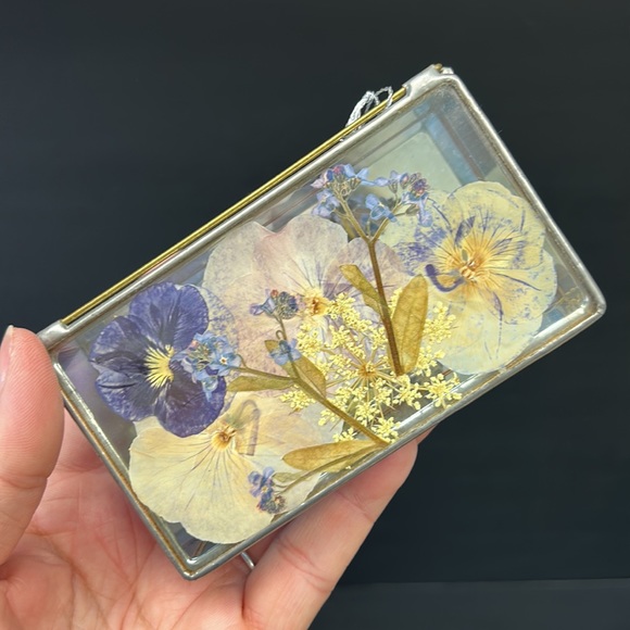 Handmade pressed flower blue glass and mirror jewelry box by Margaret Tobin - Picture 2 of 7